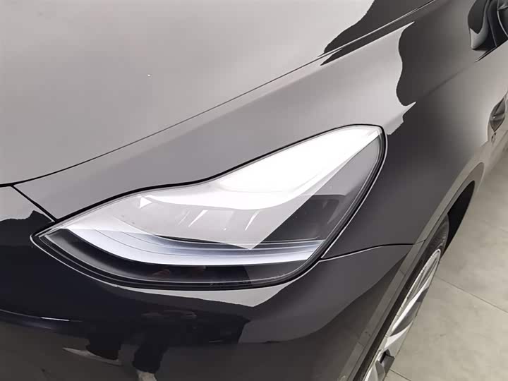 Фото 7 - Tesla Model Y