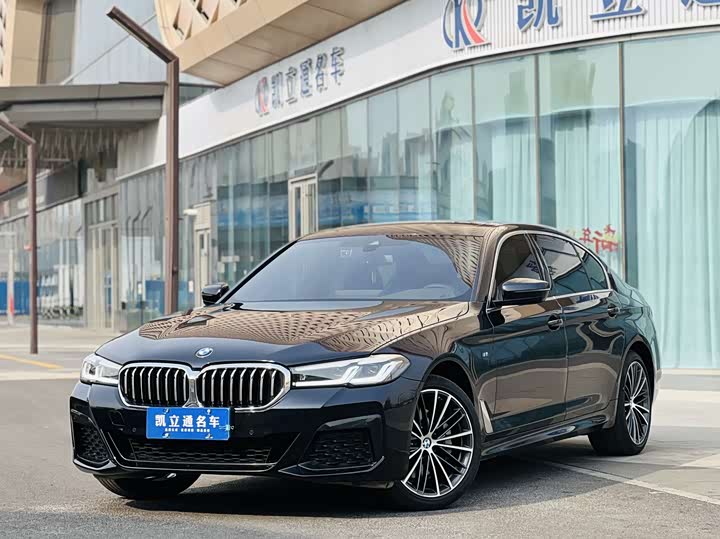 Фото 1 - BMW 5 Series