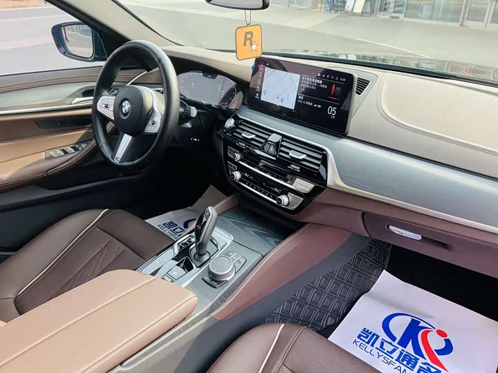 Фото 8 - BMW 5 Series