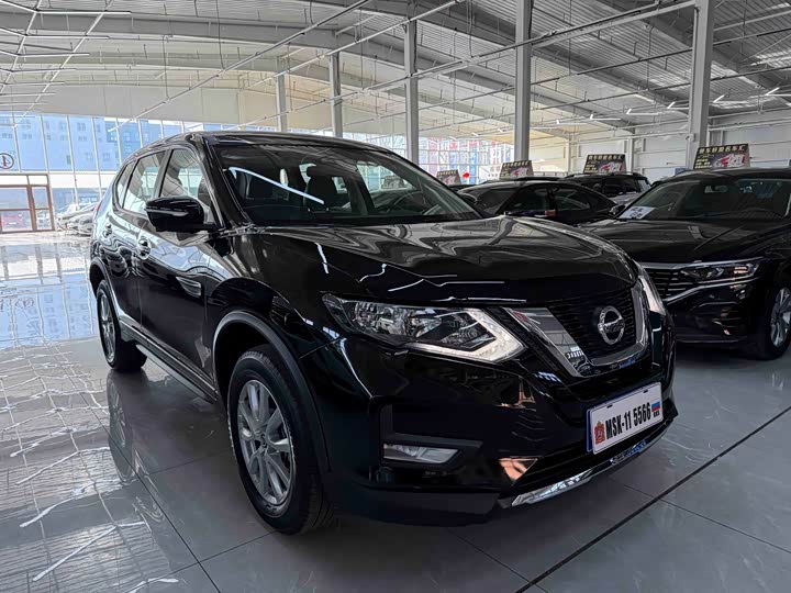 Фото 3 - Nissan X-Trail