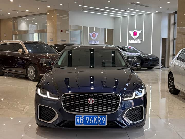 Фото 2 - Jaguar XF L