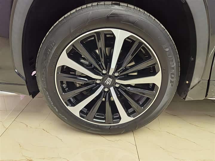 Фото 8 - Toyota Crown Kluger