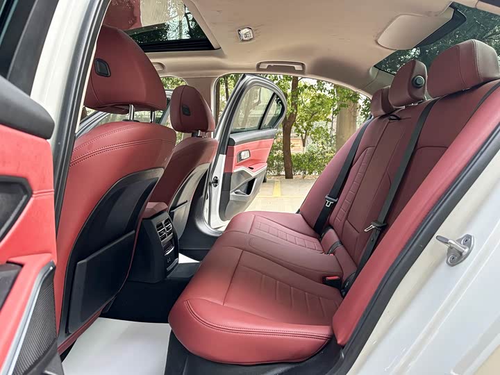 Фото 5 - BMW 3 Series