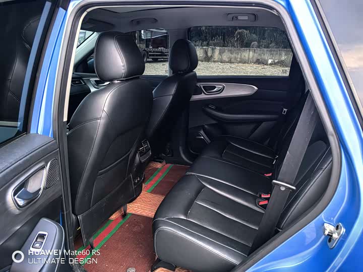 Фото 5 - Roewe RX5