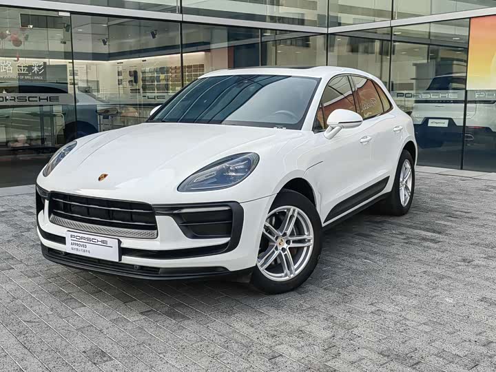 Фото 1 - Porsche Macan
