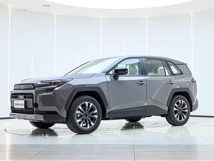 Фото 1 - Toyota RAV4