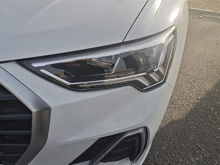 Фото 5 - Audi Q3