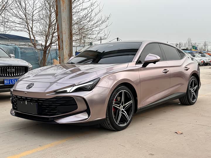 Фото 1 - MG Motor 7