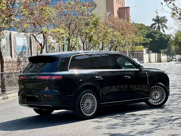 Фото 7 - Voyah Taishan