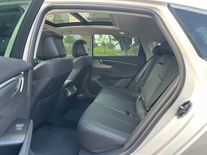 Фото 9 - Buick LaCrosse