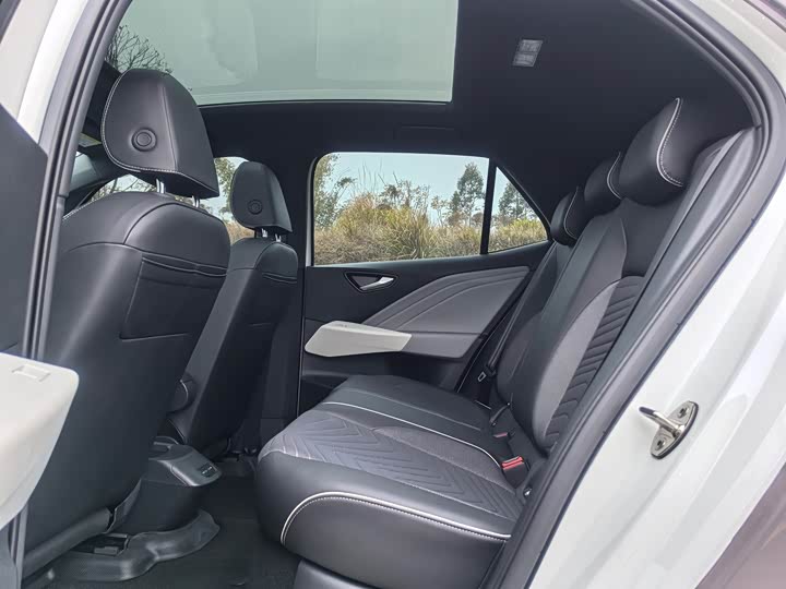 Фото 8 - Volkswagen ID.3