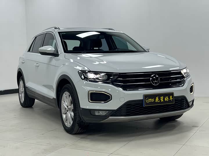 Фото 3 - Volkswagen T-Roc