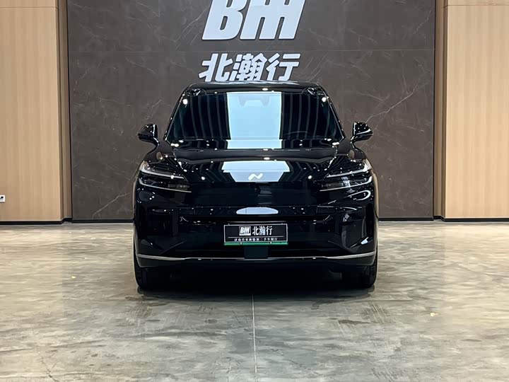 Фото 2 - Nio Onvo L90