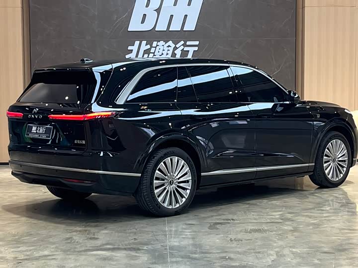 Фото 6 - Nio Onvo L90