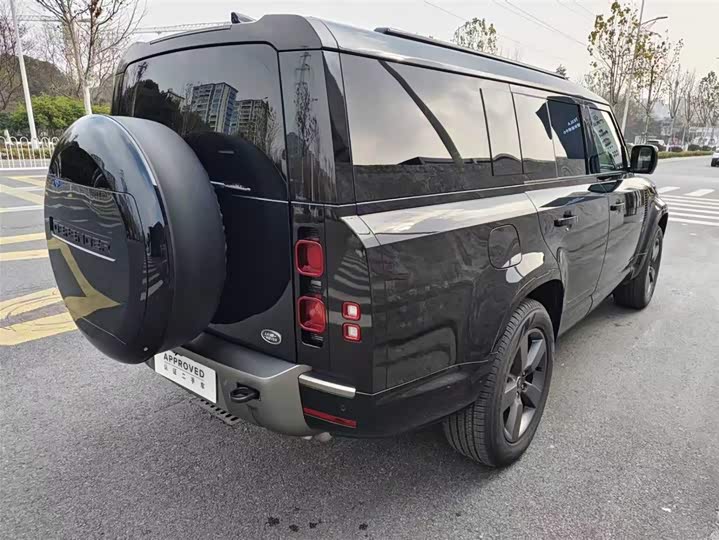 Фото 4 - Land Rover Defender