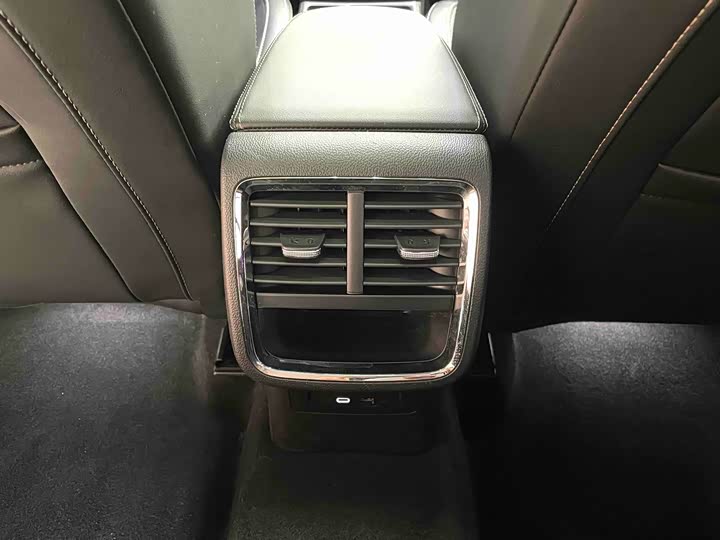 Фото 8 - Skoda Octavia Pro