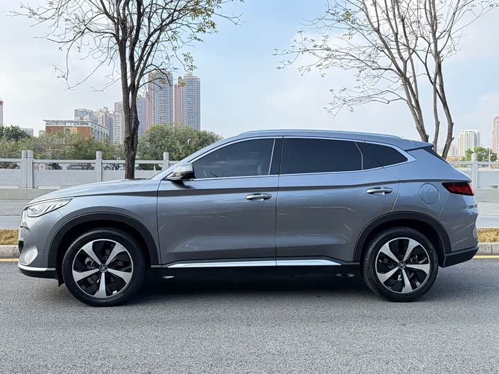 Фото 4 - BYD Song Plus Hybrid/EV