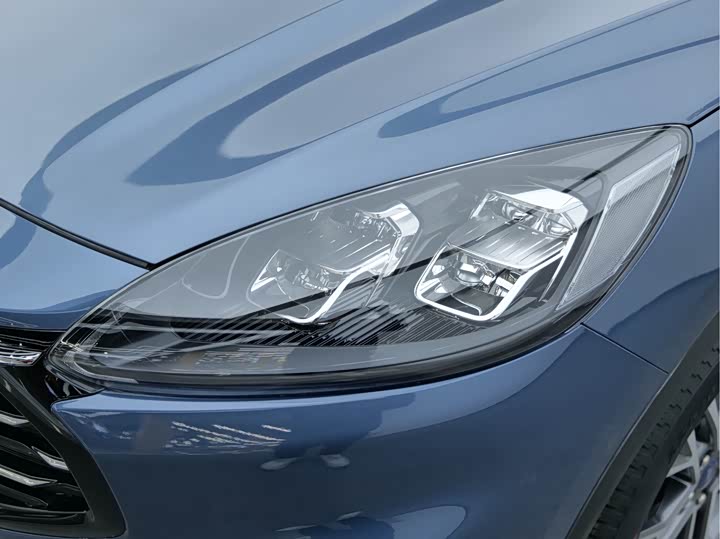 Фото 4 - Ford Escape