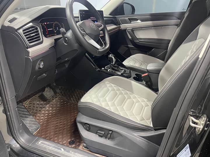 Фото 9 - Volkswagen Tayron