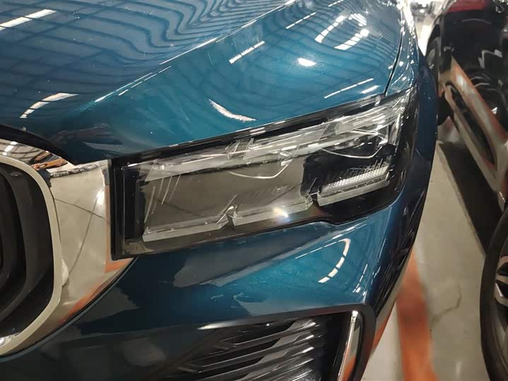 Фото 5 - Geely Monjaro