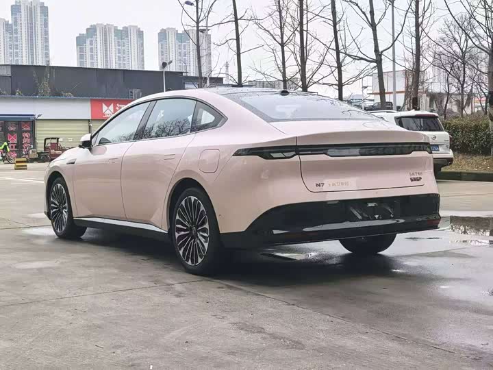 Фото 7 - Nissan N7