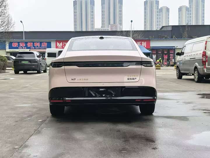Фото 8 - Nissan N7