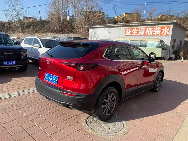 Фото 6 - Mazda CX-30