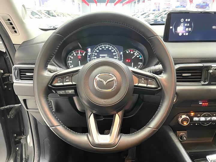 Фото 4 - Mazda CX-5