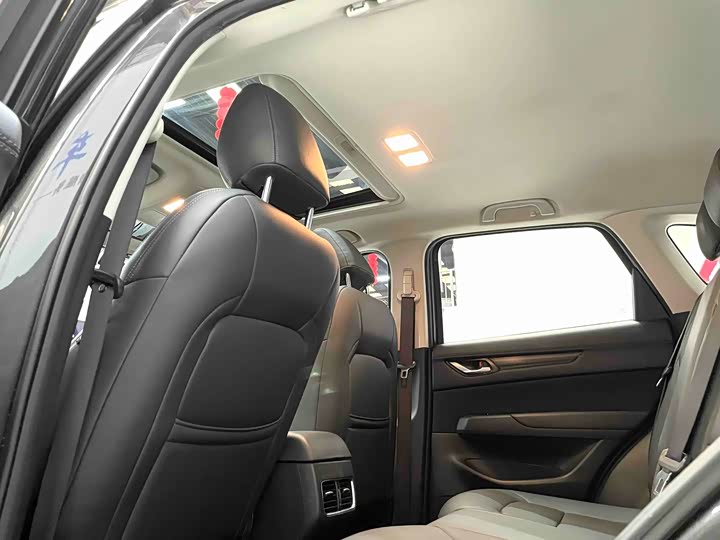 Фото 8 - Mazda CX-5