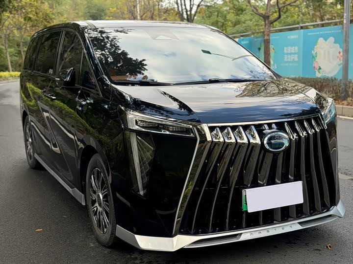 Фото 3 - GAC Trumpchi E9