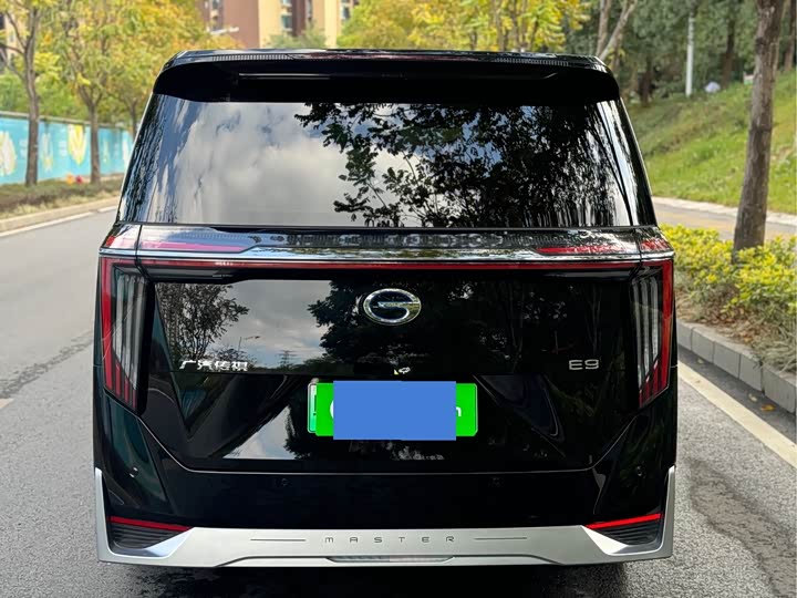 Фото 8 - GAC Trumpchi E9