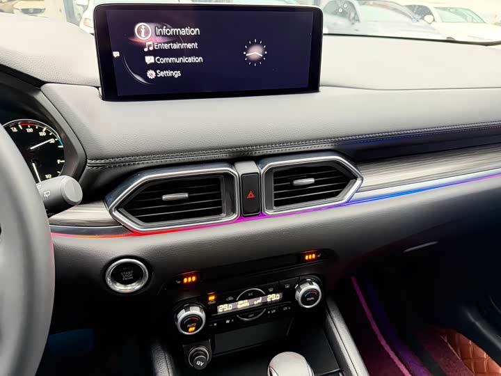 Фото 8 - Mazda CX-5