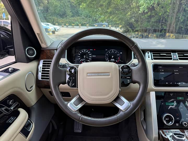 Фото 9 - Land Rover Range Rover