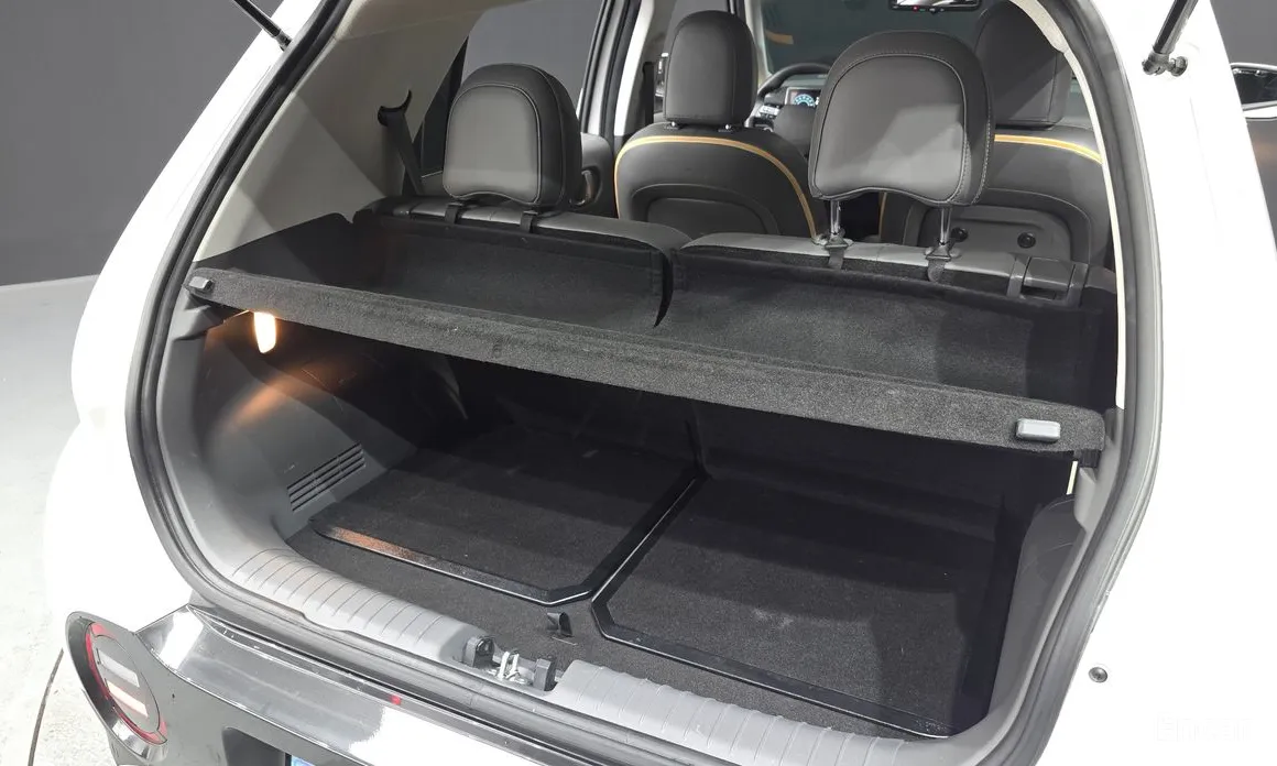 Фото 20 - Hyundai Casper