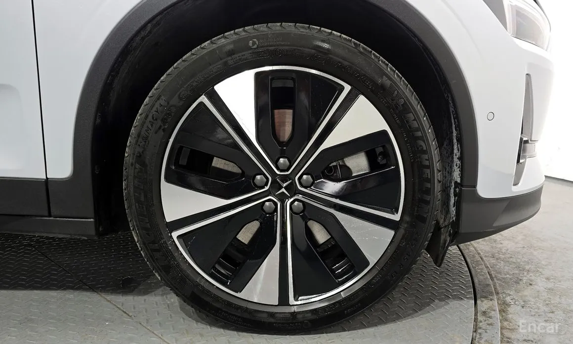 Фото 5 - Polestar 2