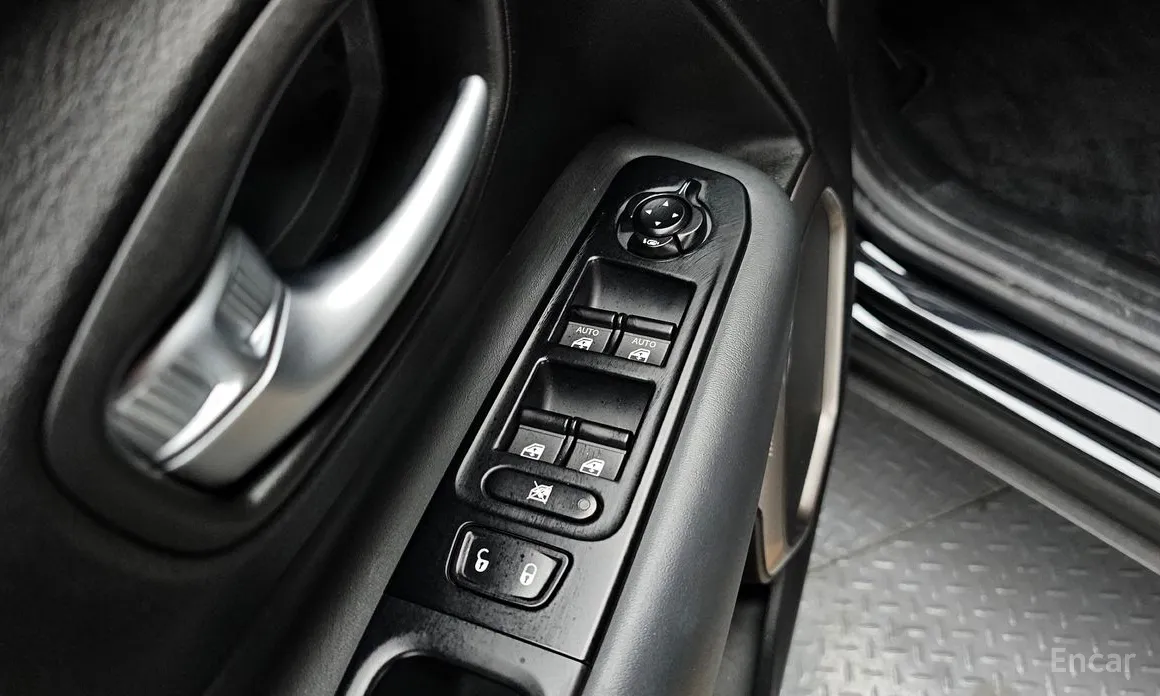 Фото 14 - Jeep Renegade