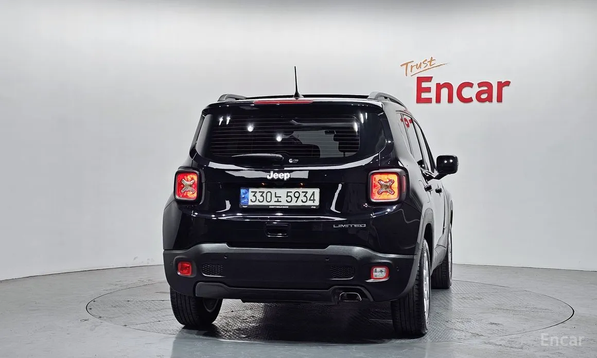 Фото 4 - Jeep Renegade