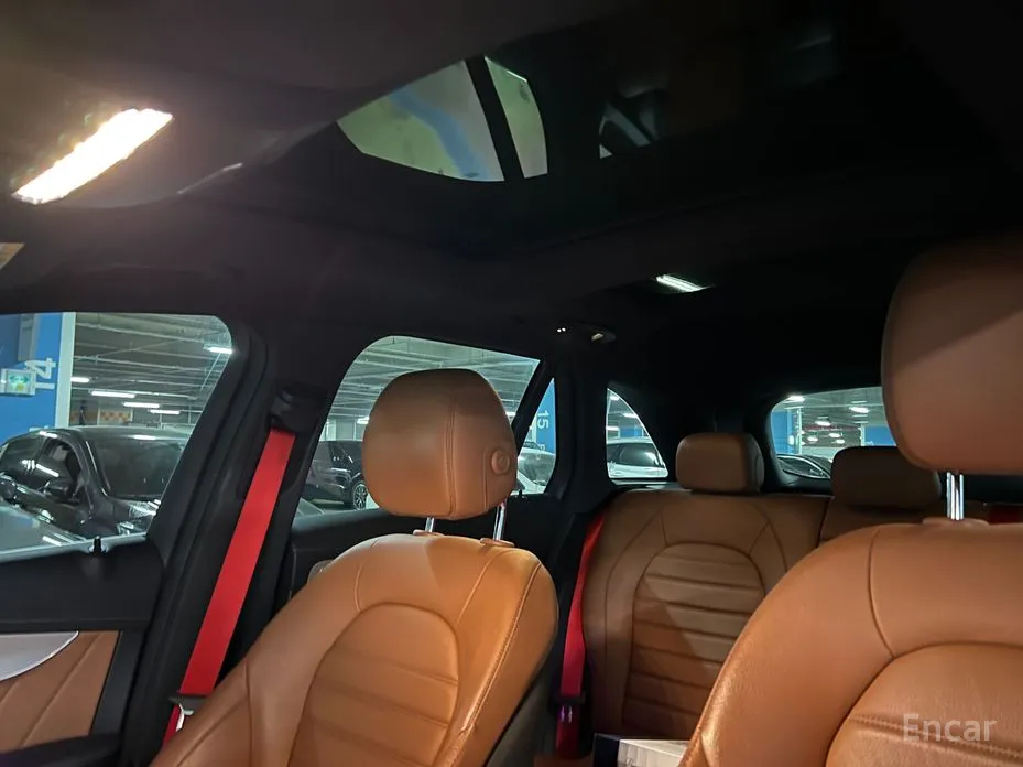 Фото 18 - Mercedes-Benz GLC-Class