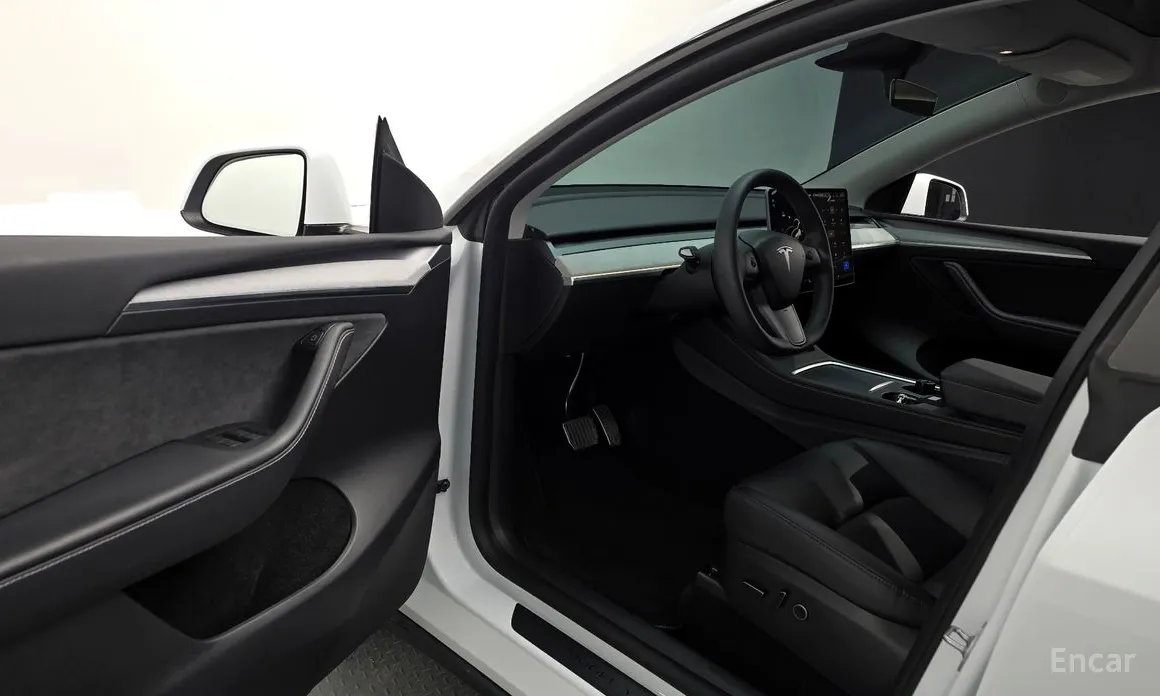 Фото 11 - Tesla Model Y