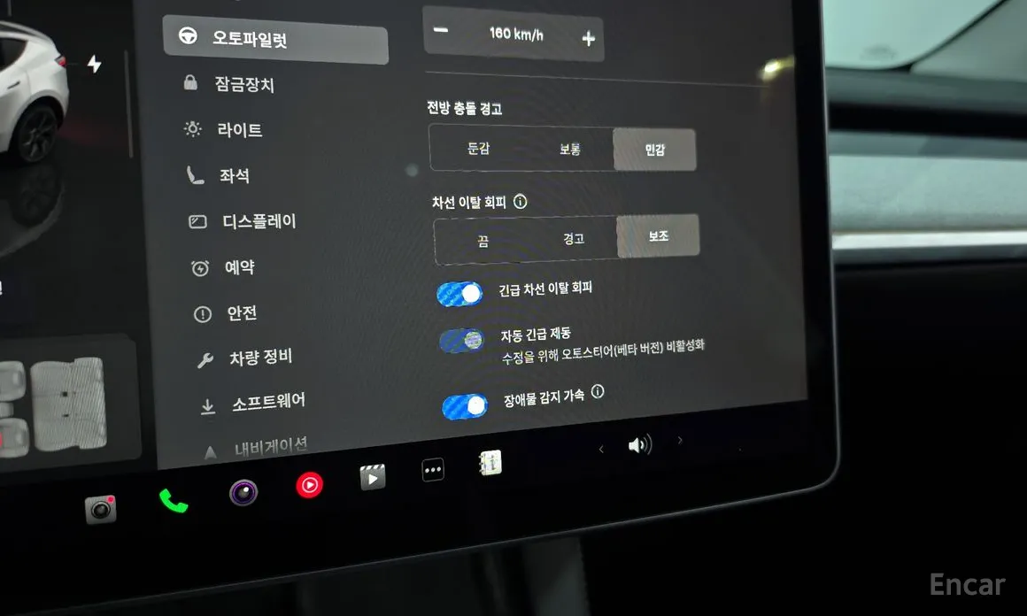 Фото 16 - Tesla Model Y