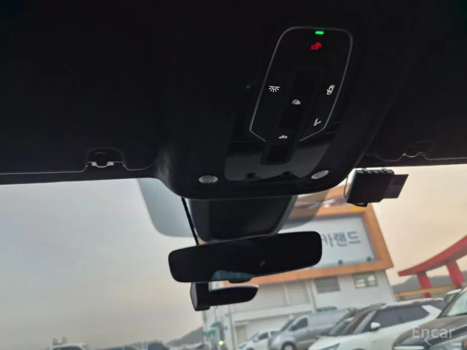 Фото 19 - Audi SQ7