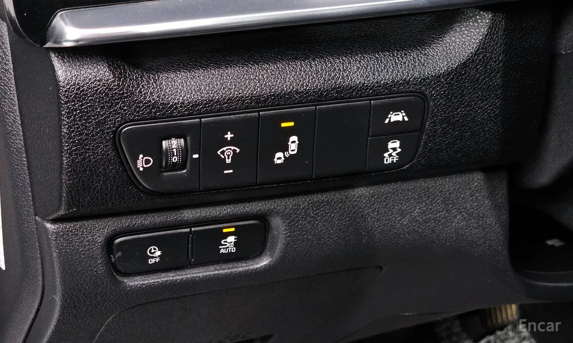 Фото 13 - Kia Niro