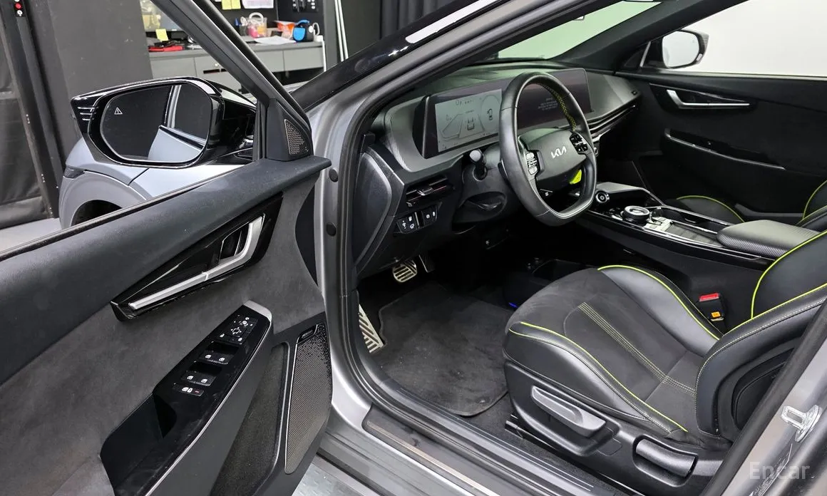 Фото 10 - Kia EV6