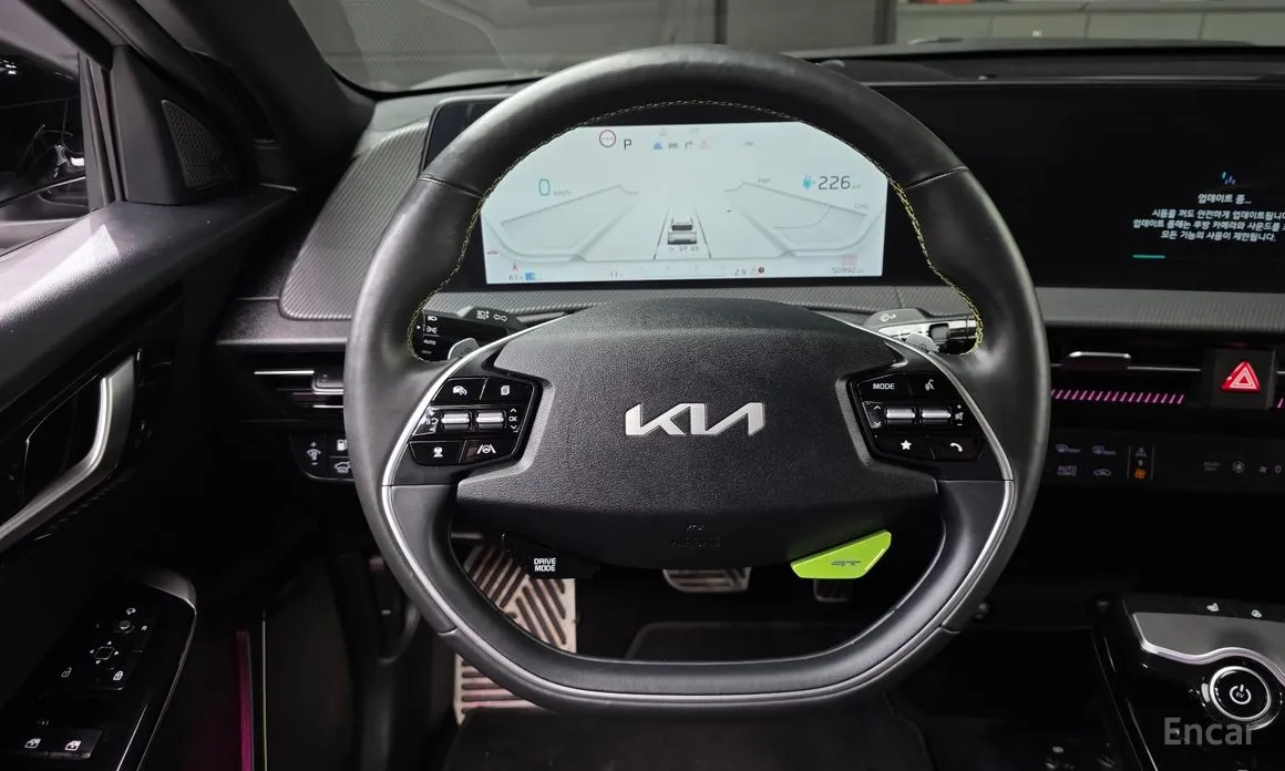 Фото 15 - Kia EV6