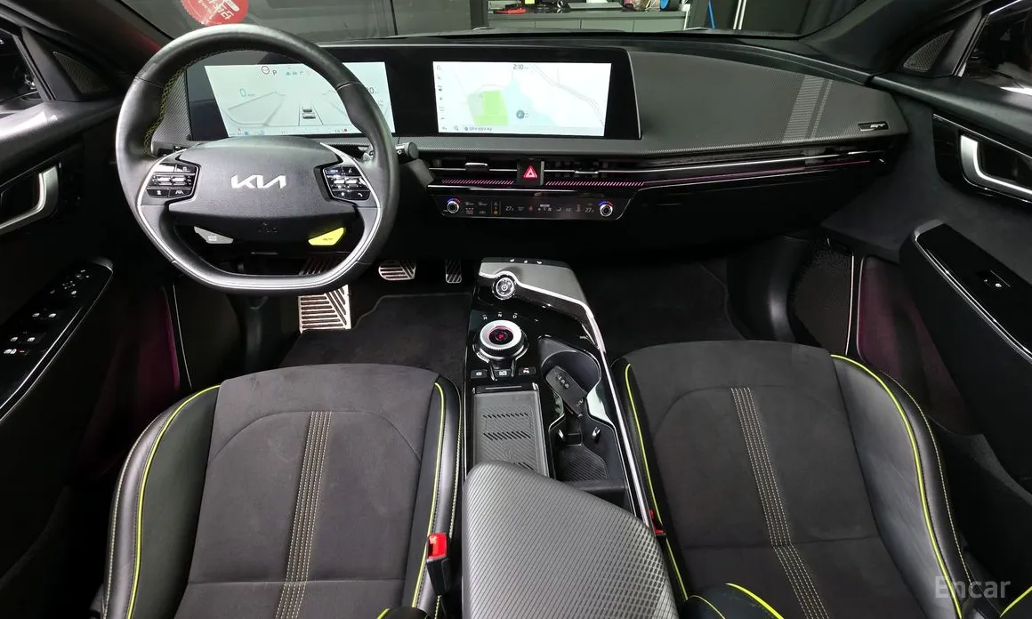 Фото 7 - Kia EV6