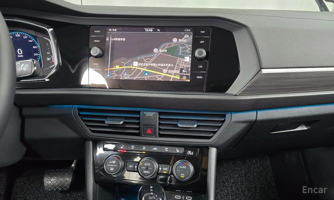 Photo 14 - Volkswagen Jetta