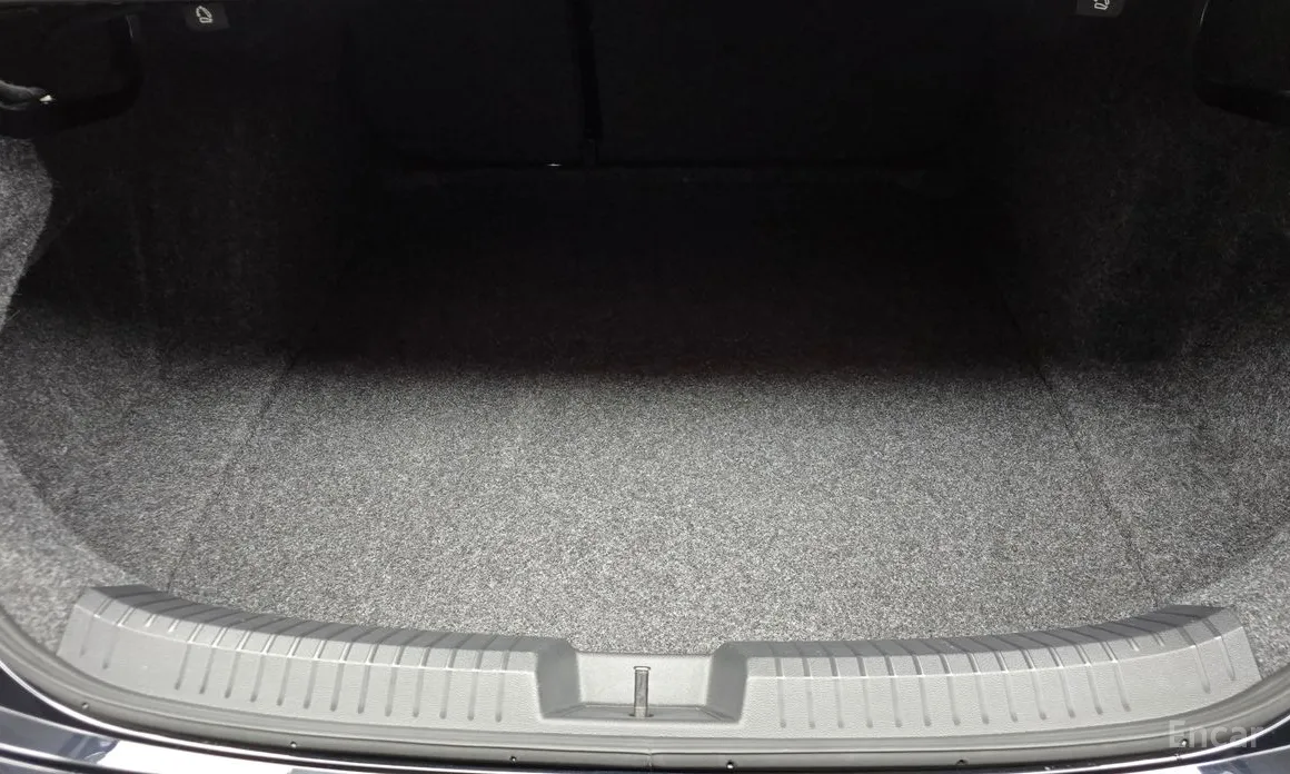 Photo 20 - Volkswagen Jetta