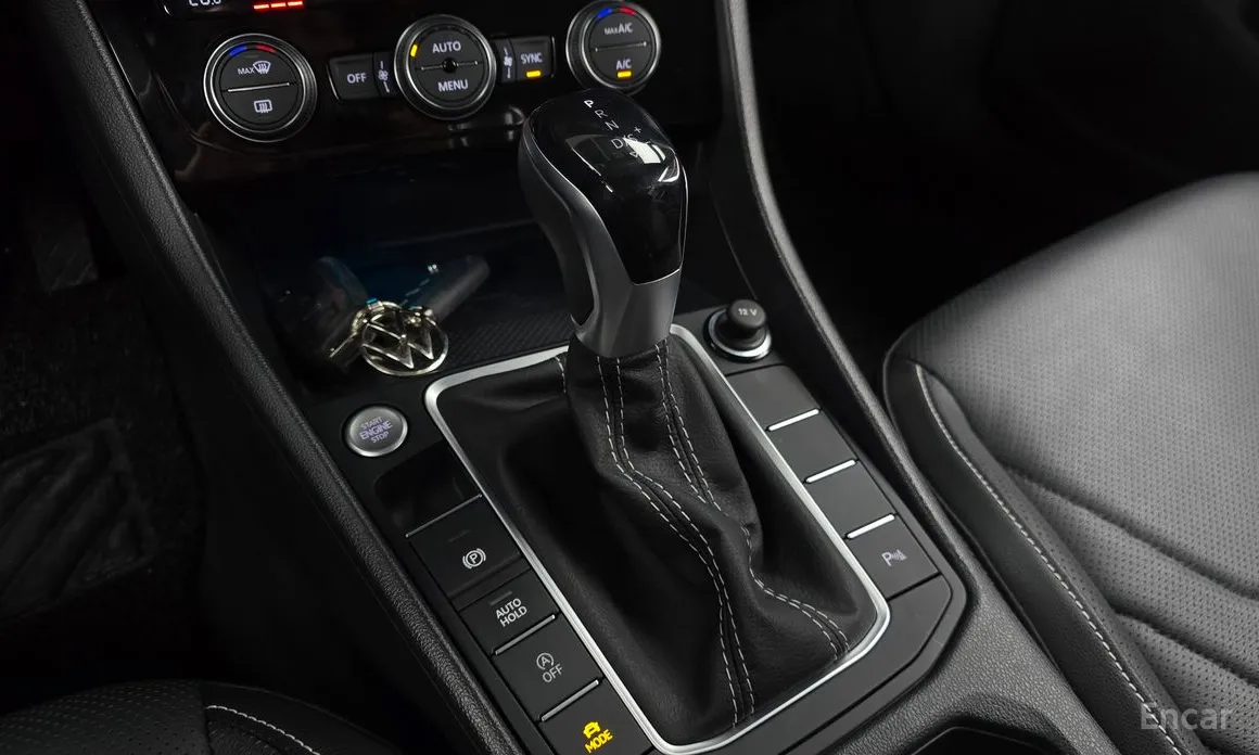 Photo 9 - Volkswagen Jetta