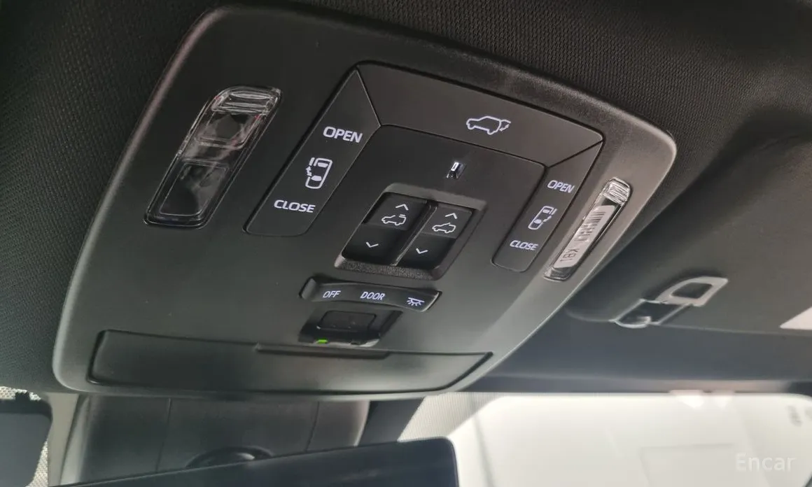 Фото 16 - Toyota Sienna