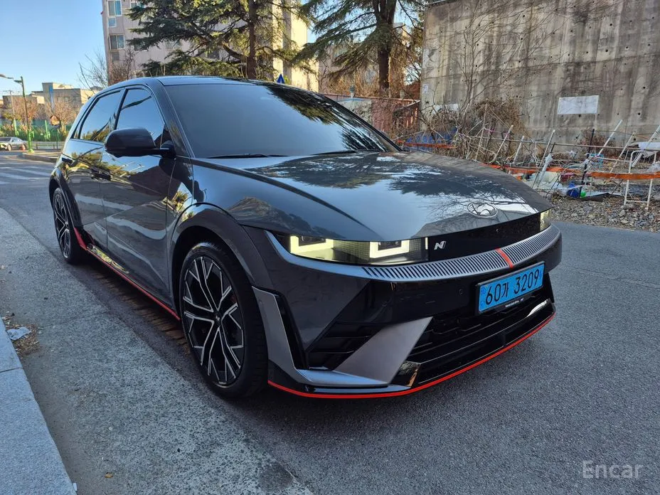 Фото 2 - Hyundai Ioniq 5